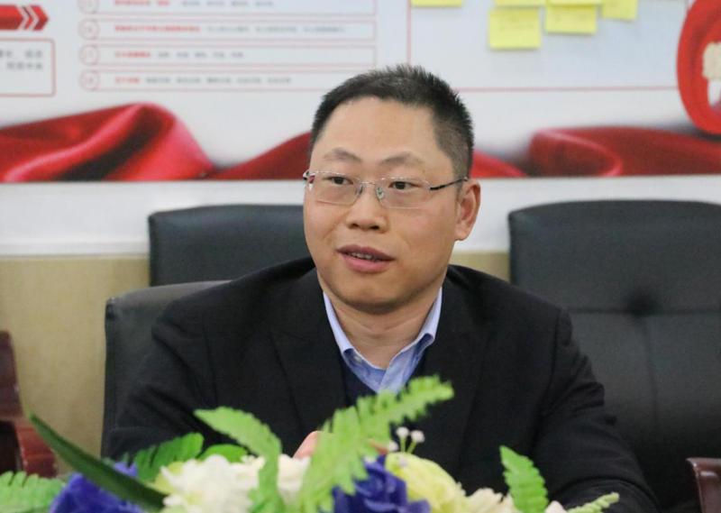 法学与公共管理学部党总支副书记(负责工作),法学院院长刘廷华教授